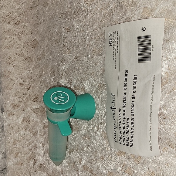 Pampered Chef: Chocolate Drizzler - Picture 2 of 2